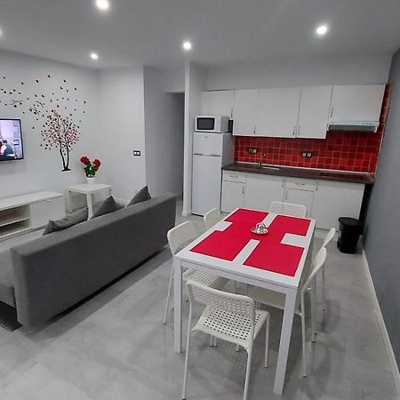Madrid Flower Apartment ภายนอก รูปภาพ