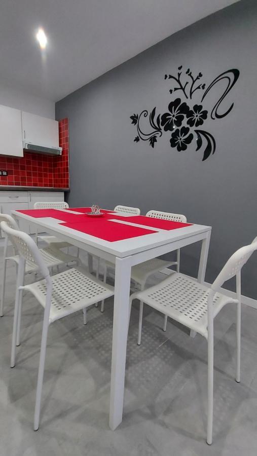 Madrid Flower Apartment ภายนอก รูปภาพ